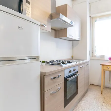 Centro - 5' Bus Da E Stazione - Wifi 科莫